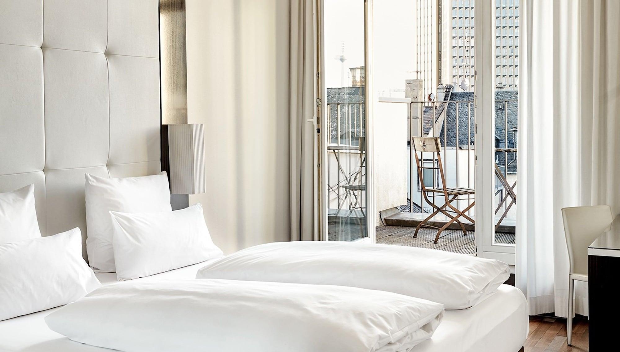 The Pure, Frankfurt, A Member Of Design Hotels Frankfurt am Main Eksteriør bilde