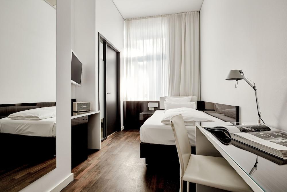 The Pure, Frankfurt, A Member Of Design Hotels Frankfurt am Main Eksteriør bilde